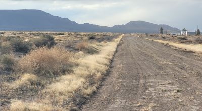 Almost 10 acres - Southwestern New Mexico Desert - Power at road