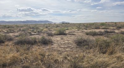 Scenic New Mexico Desert land - Paved road Frontage - Power at road