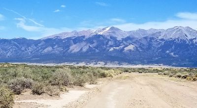 Spacious Corner lot between Alamosa and the Sangre de Cristo Mountain Range