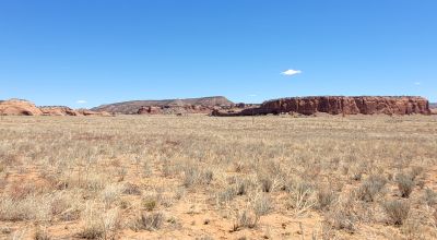 Spectacular Views of Red Sandstone formations - 5 acre corner lot with Power