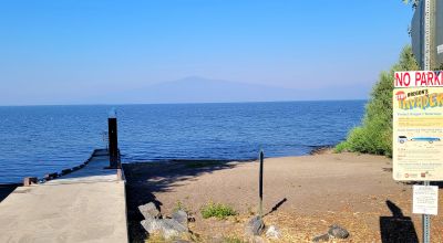 Huge Views - Bowl type setting - End of cul-de-sac near Henzel Park & Agency Lake