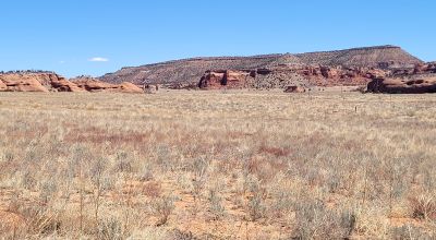 Spectacular Views of Red Sandstone formations - 5 acre corner lot with Power