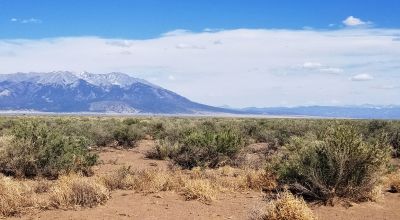 San Luis Valley Scenic Mountain Views - County Road Access