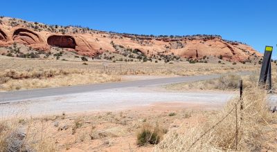 Spectacular Views of Red Sandstone formations - 5 acre corner lot with Power