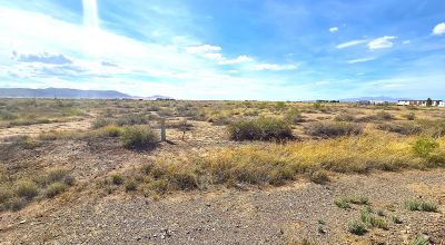 Scenic New Mexico Desert land - Paved road Frontage - Power at road