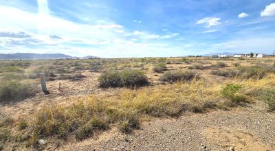 Scenic New Mexico Desert land - Paved road Frontage - Power at road