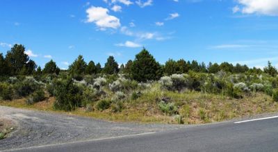 Corner Lot paved road * power, phone at road Huge Sprague River and valley views