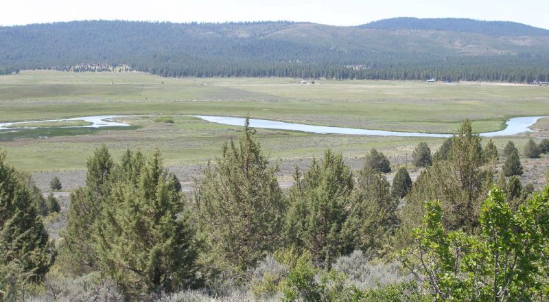 2 adjoining lots with wide open views of Sprague River and Valley