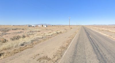 Scenic New Mexico Desert land - Paved road Frontage - Power at road