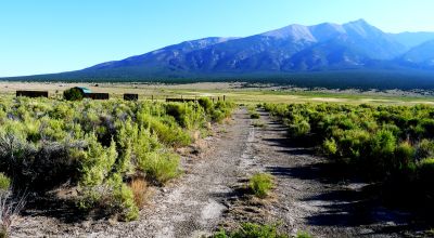 Sweeping mountain and valley views. Small Stream - 5 acres Southern Colorado