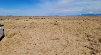 Remote - Seclusion - Wide Open Spaces - Off Grid - Camp RV Build - Dry wash