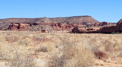 Spectacular Views of Red Sandstone formations - 5 acre corner lot with Power